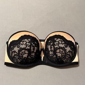 Strapless Push-Up Bra with Black Lace Overlay on Nude